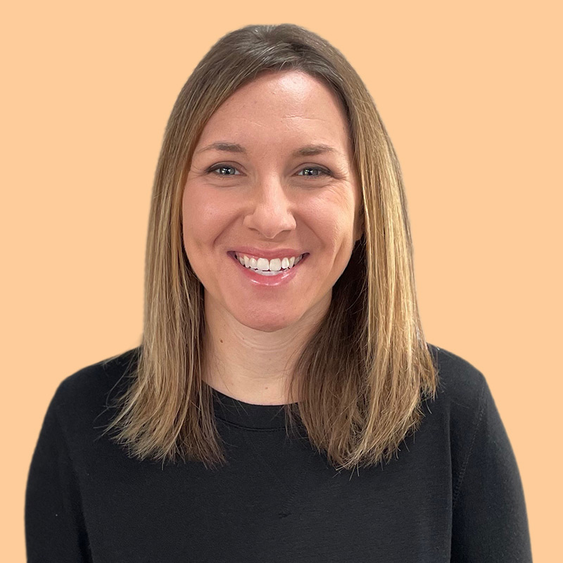 Caitlin professional headshot