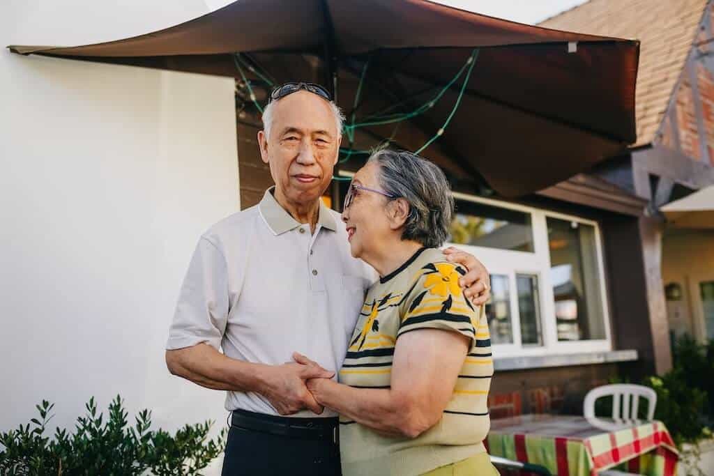 Image of a couple dealing with Parkinson's